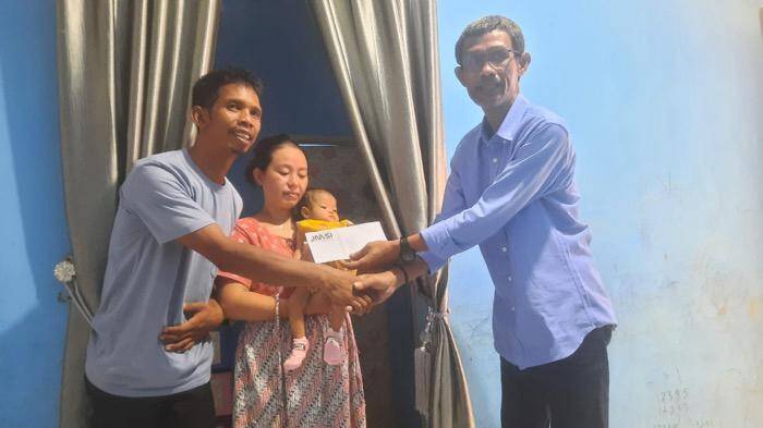 JMSI-RMOLL Berempati Dengan Zeline Penderita Jantung Bocor