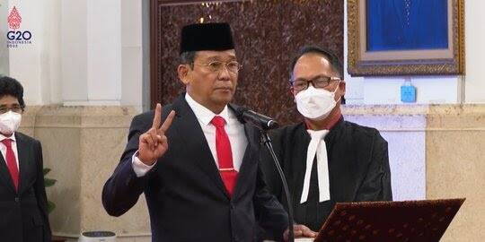 Jokowi Resmi Lantik Eks Kajati Jambi jadi Wakil Ketua KPK