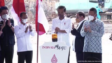 Jokowi Resmikan Proyek Hilirisasi Batu Bara di Sumsel