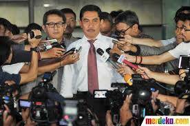Kadis Kominfo Hindari Media