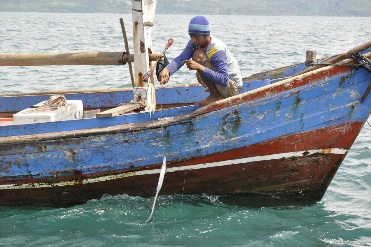 Kapal Malaysia Curi Ikan Laut Indonesia