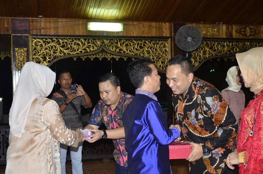 Kenal Pamit Kapolres dan Pemkab Batanghari Digelar di Pendopo