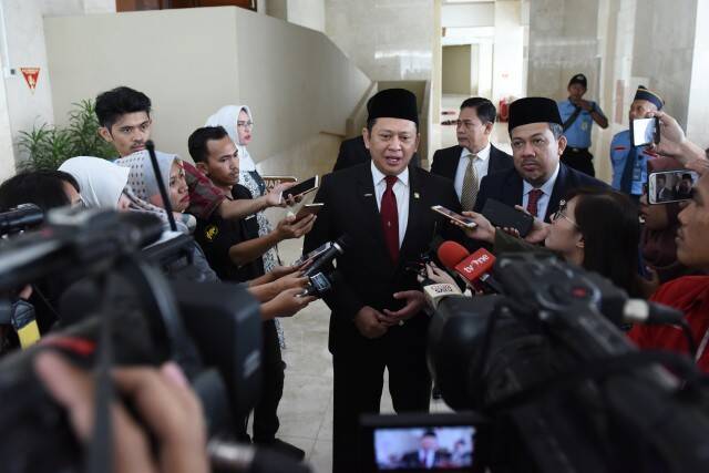 Ketua DPR Imbau Pemerintah Atur Tarif Penerbangan