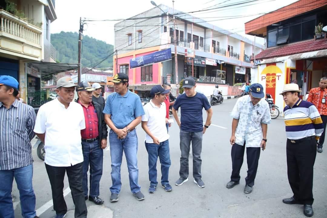 Ketua DPRD Dampingi Wako Turun Lapangan Pantau Kondisi Jalan