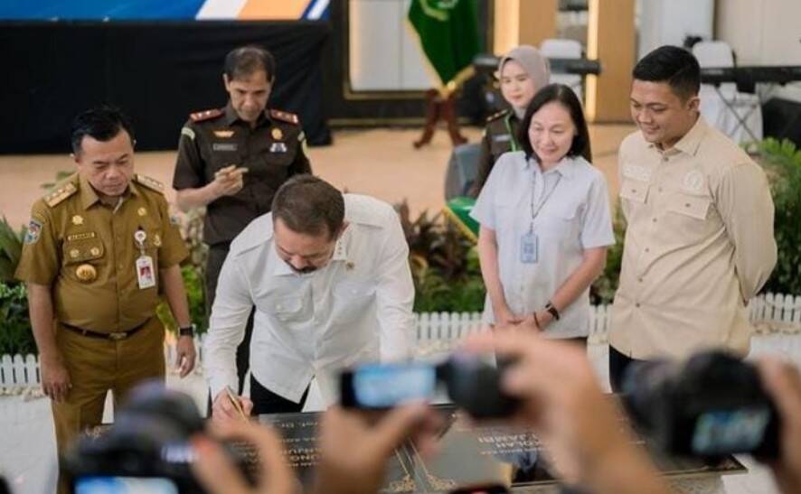 Ketua DPRD Hafiz Fattah Ungkap Rasa Bangganya pada Jaksa Agung