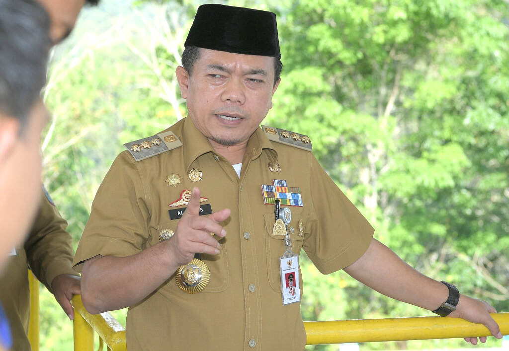 Khawatir ASN Memihak Calon Lain, Al Haris: Fokus Saja Bekerja