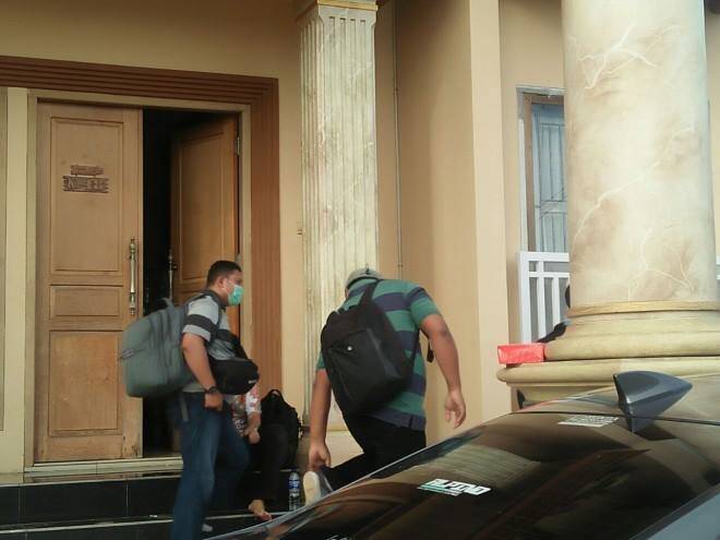 KPK Geledah Rumah M. Jais