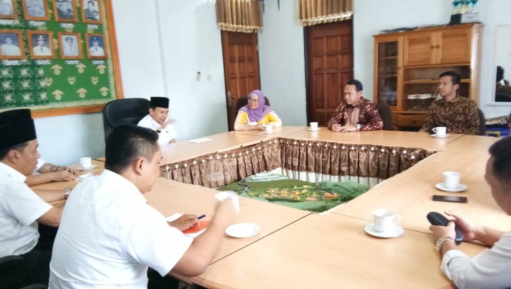 KPK RI Pertemuan Suvervisi Dengan Bupati dan Pejabat Kerinci