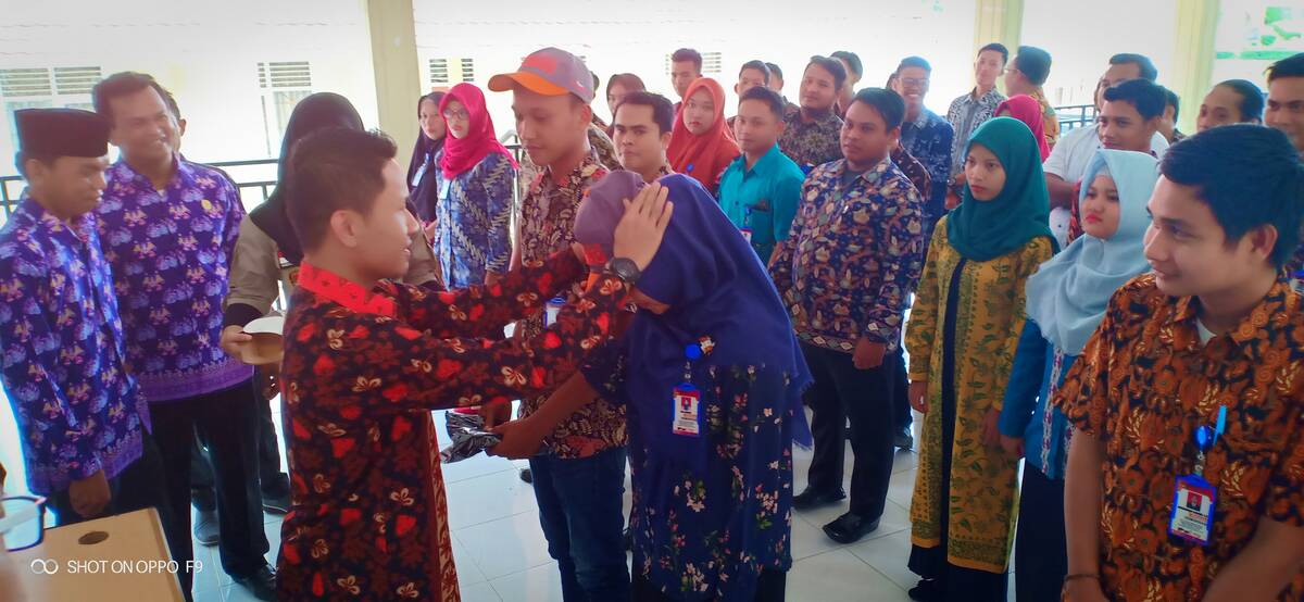 KPU Tanjabtim Kukuhkan 55 Relawan Demokrasi Pemilu 2019