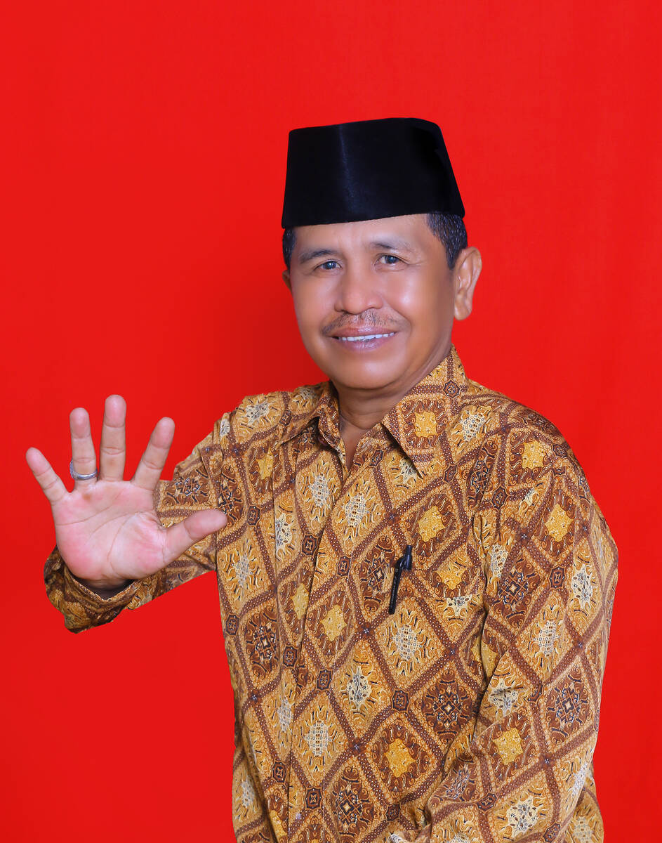 Kuli Tinta Menuju Dewan