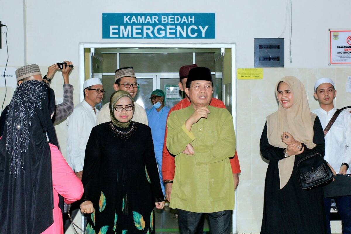 Malam Takbir, Fachrori Beri Perhatian Khusus Kepada Pasien Dan Paramedis RSUD