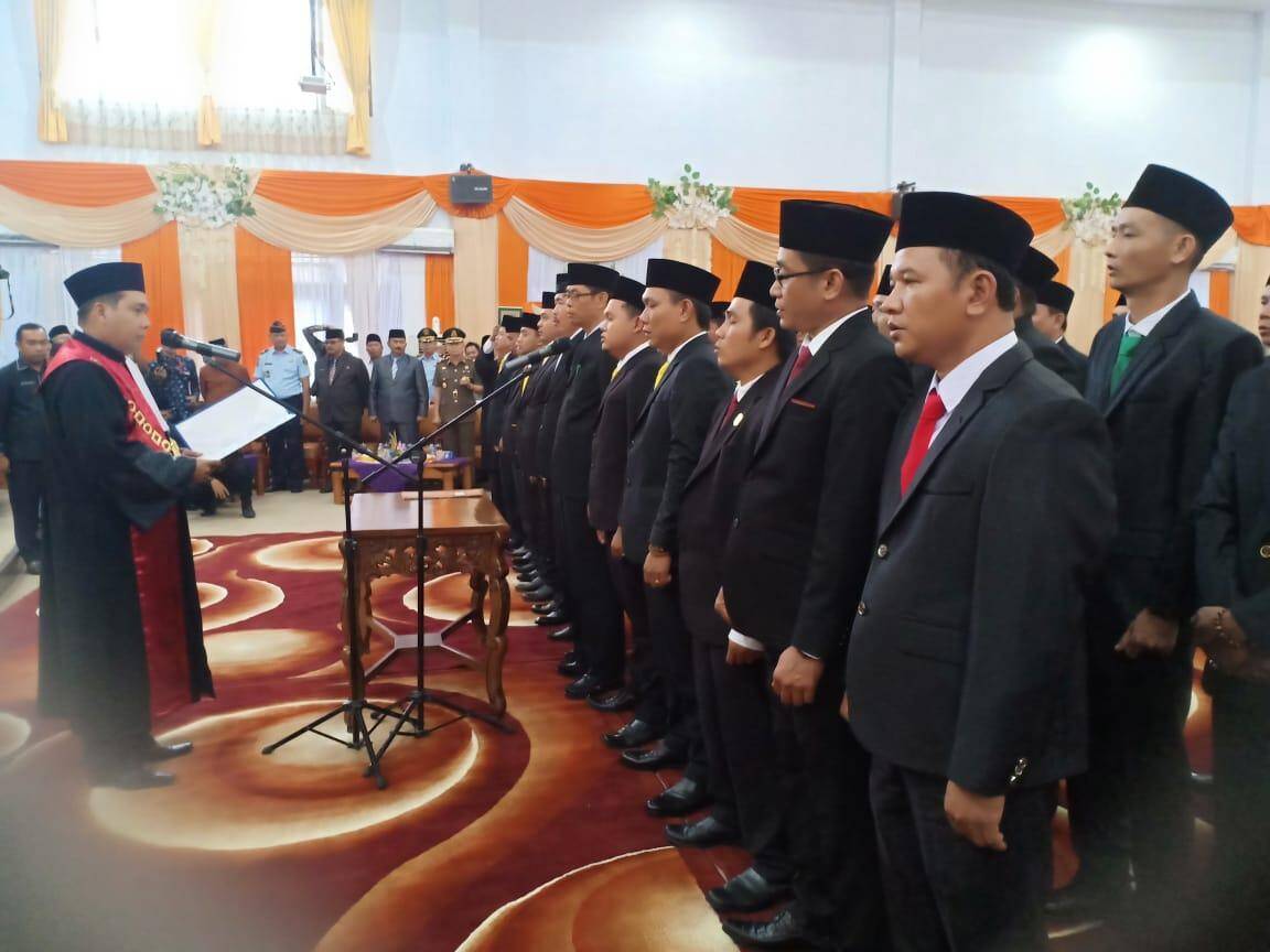 Melalui Rapat Paripurna DPRD Tebo, 35 Orang Anggota Dewan Periode 2019-2024 Dilantik