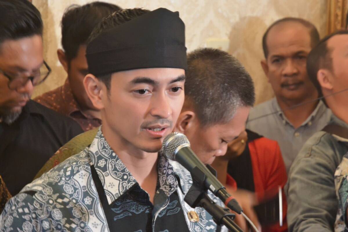 Mendagri Belum Mengeluarkan Surat Menonaktifkan Zola