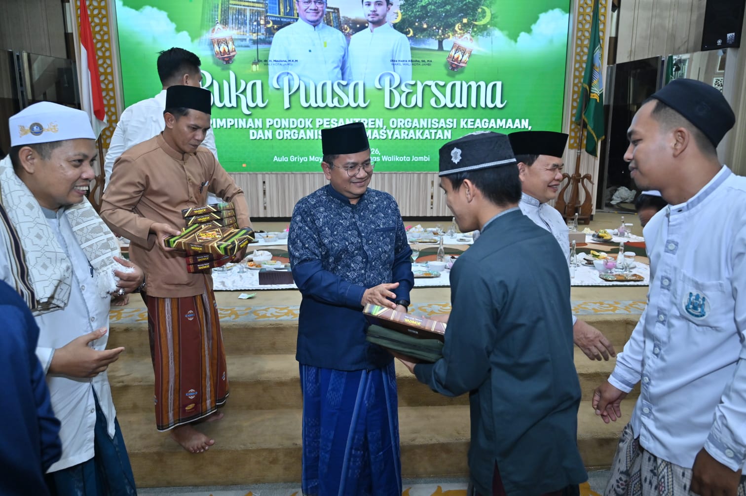 Merajut Silahturahmi, Wali Kota Maulana Buka Bersama Ormas
