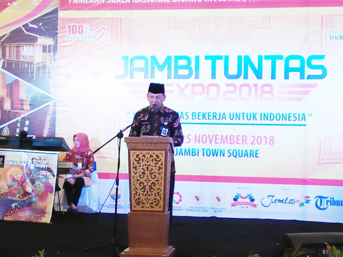 Mewakili Plt Gubernur Jambi, Sekda Buka Jambi Tuntas Expo 2018.