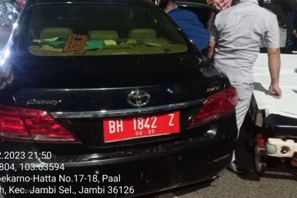Mobnas DPRD Bawa Wanita Bugil, BKD Tunggu Surat Sekwan untuk Mencopot Kasubbag Rumah Tangga!