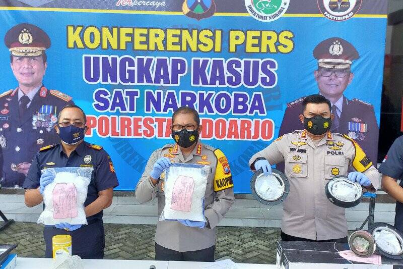 Modus Baru Pengiriman Sabu Lewat Lampu LED dan Mesin Kipas Angin