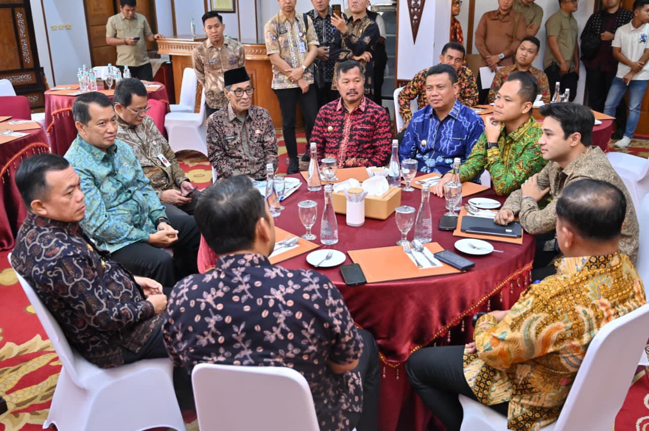 MPP Kota Jambi Diapresiasi Wamen PANRB, Wawako Diza Tegaskan Penghargaan Jadi Momentum Tingkatkan Layanan Publik