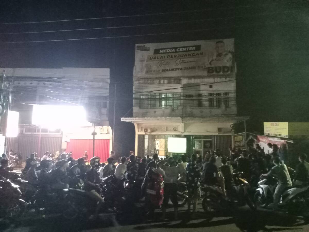 Nobar Indonesia Vs Uzbekistan, Kata Penonton: Kami Semua Pilih Budi Setiawan