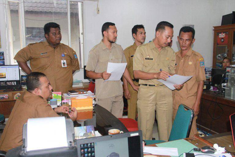 Nongkrong di Warung Kopi, ASN akan “Disikat”