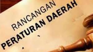 Pandangan Fraksi Menyetujui Pembahasan Raperda