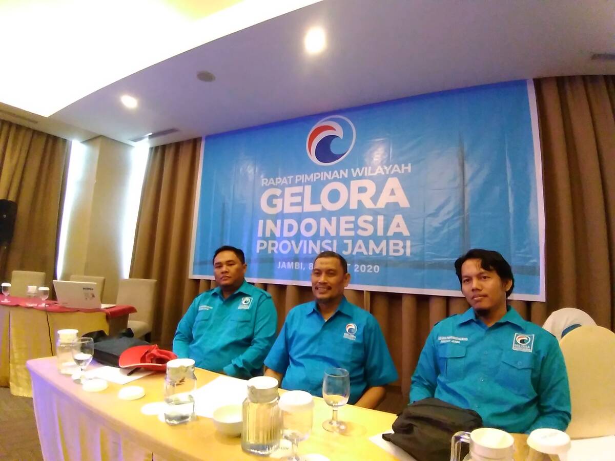 Partai Gelora Berlega Hati, SK Pengesahan Telah Diterima Anis Matta