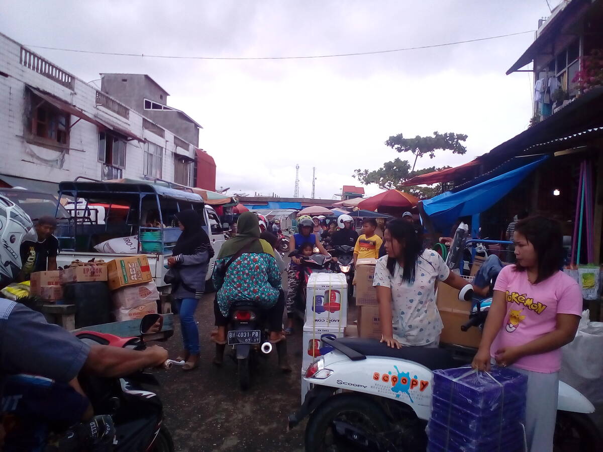 Pasar Baru Makin Semerawut