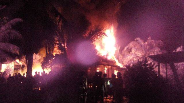 Pasar Pudin Terbakar, Dua Rumah Ludes taktersisa