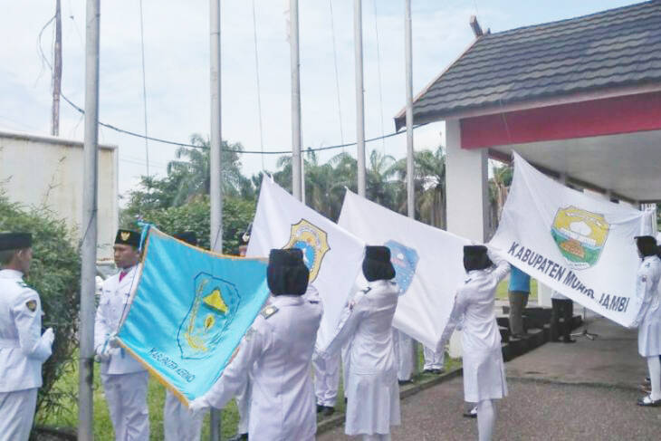 PB Porprov Jambi Kibarkan 11 Bendera Peserta