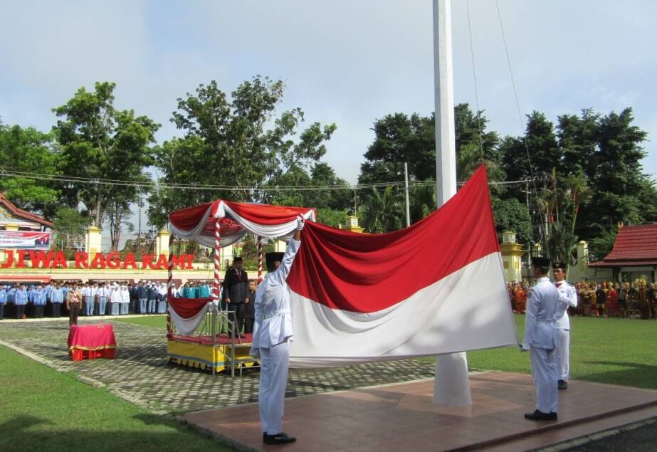 Pemasangan Bendera Merah Putih Wajib Dari 1 Agustus