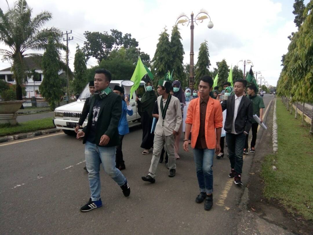 Pemerintah tak Serius Tertibkan Armada Batu Bara