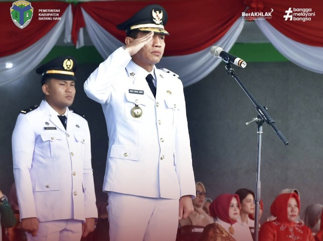 Pemkab Batang Hari Gelar Pengibaran Bendera Merah Putih