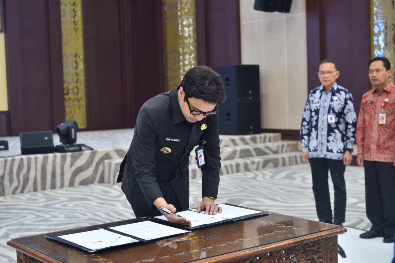 Pemkot Jambi Lantik 119 PPPK Paruh Waktu, Wawako Diza: Birokrasi Harus Terus Berjalan