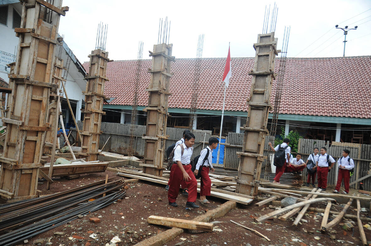 Pemprov Bangun Dua Unit Sekolah Baru