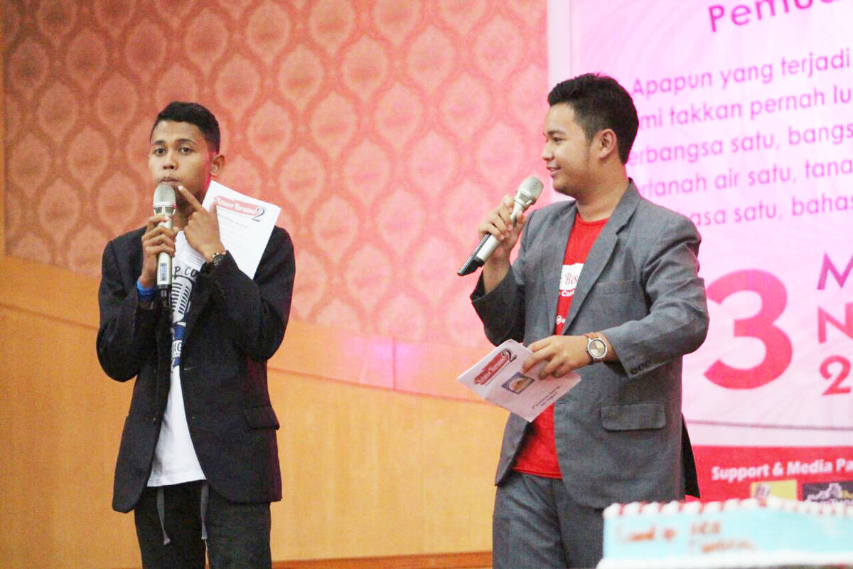 Pemuda Kulatungkal Sampaikan Aspirasi Melalui Stand Up Komedi