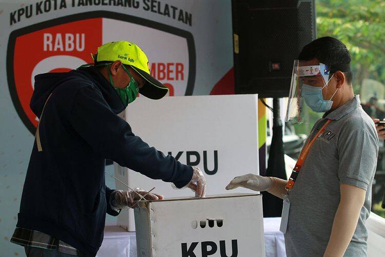 Penyelenggara di Tanjab Timur Dirapid Test Massal