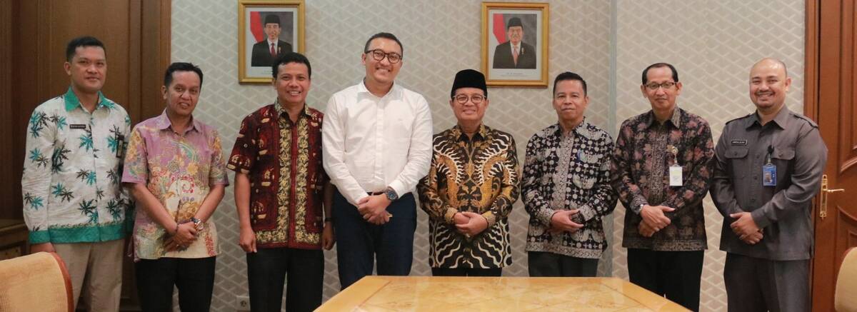 Pertemuan Gubernur Jambi dengan ELL Environmental Holdings Limited