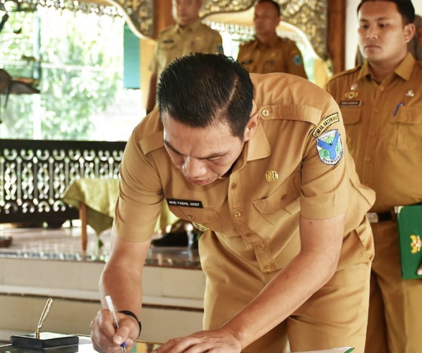 Pesan Penting Fadhil Arief untuk 2 Pj Kades