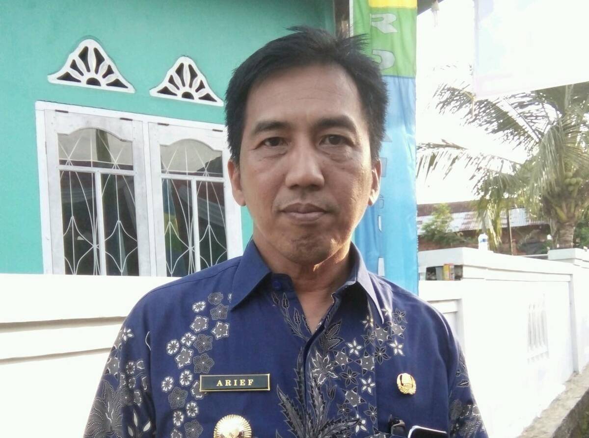 Pj Bupati Sarolangun Hadiri Penyerahan Bantuan Korban Banjir