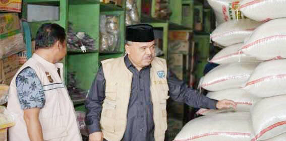 Pjs Bupati Merangin Cek Persediaan dan Harga Sembako