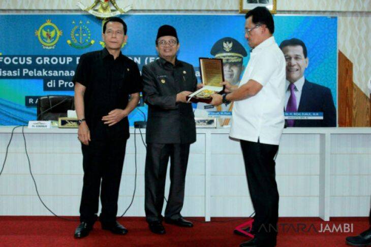 Plt Gubernur : Dana Desa Gerakan Perekonomian