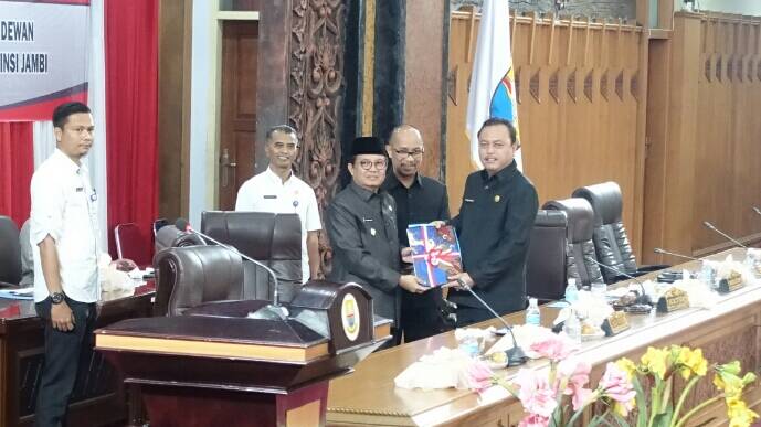 Pokok -Pokok Pikiran DPRD 2018 Telah Diserahkan ke Pemprov Jambi