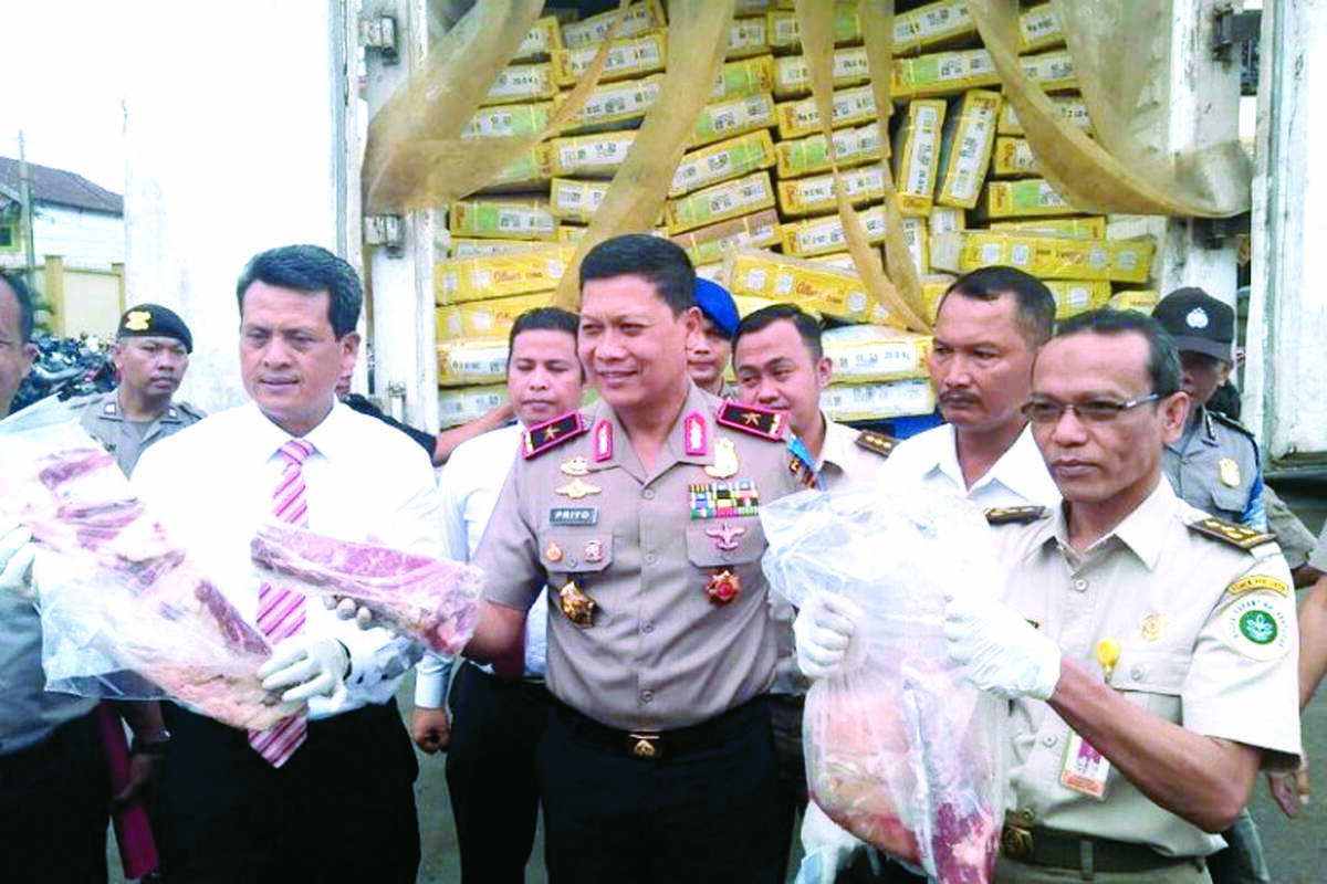 Polda Gagalkan Penyelundupan Daging Impor Beku