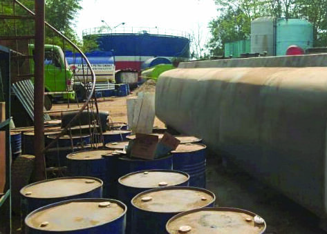 Polda Jambi Segel Gudang Diduga Tempat Penampungan Minyak Ilegal