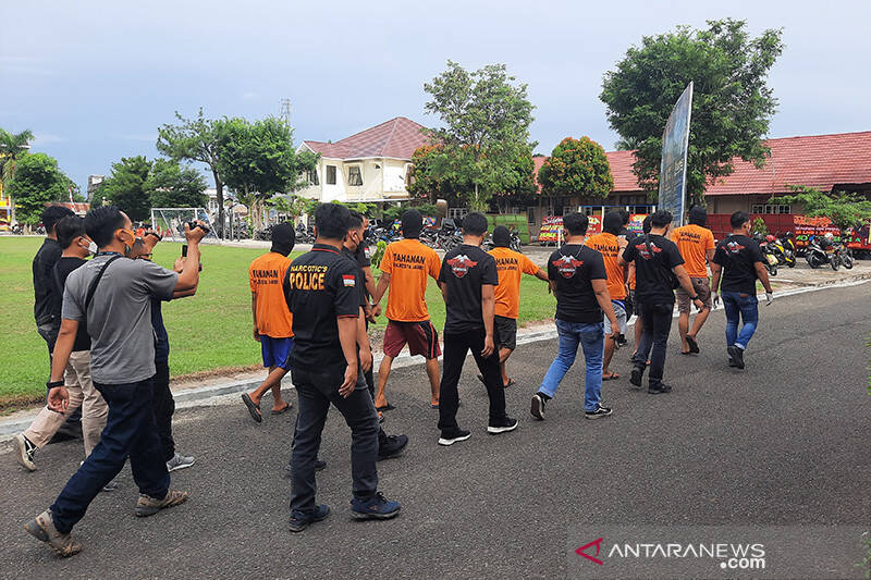 Polisi Jambi Bekuk 7 Tersangka Kasus Narkoba Rp1 Miliar