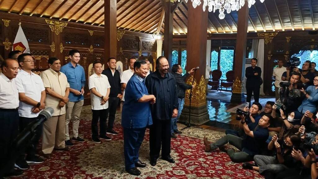 Prabowo Jamu Surya Paloh Menggugah Hati Kader NasDem