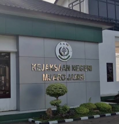 Prabowo Laporkan Kasus Reses Bodong Anggota DPRD Demokrat Muaro Jambi ke Kejaksaan