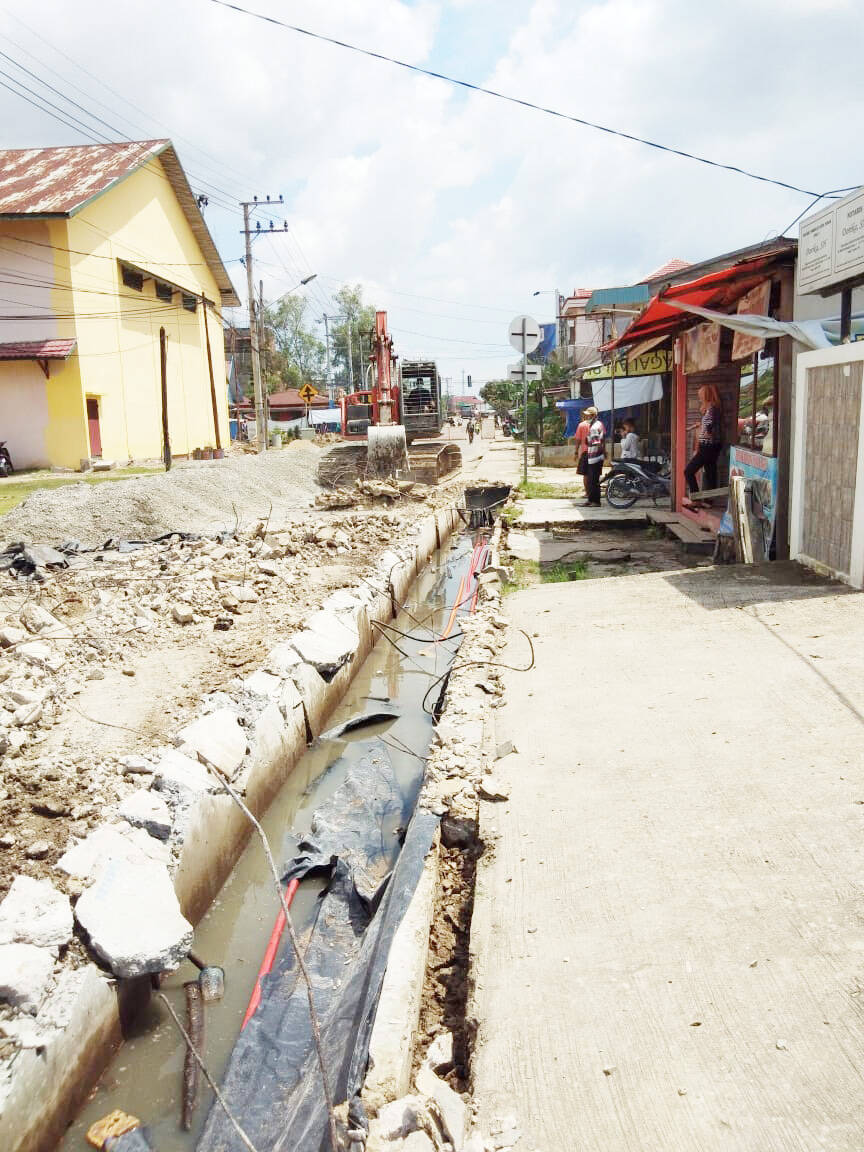 Proyek Peningkatan Jalan Patunas Jadi Sorotan