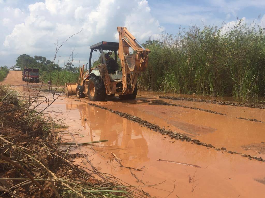 PUPR Provinsi Jambi Tangani Jalan Suakandis Cara Swakelola