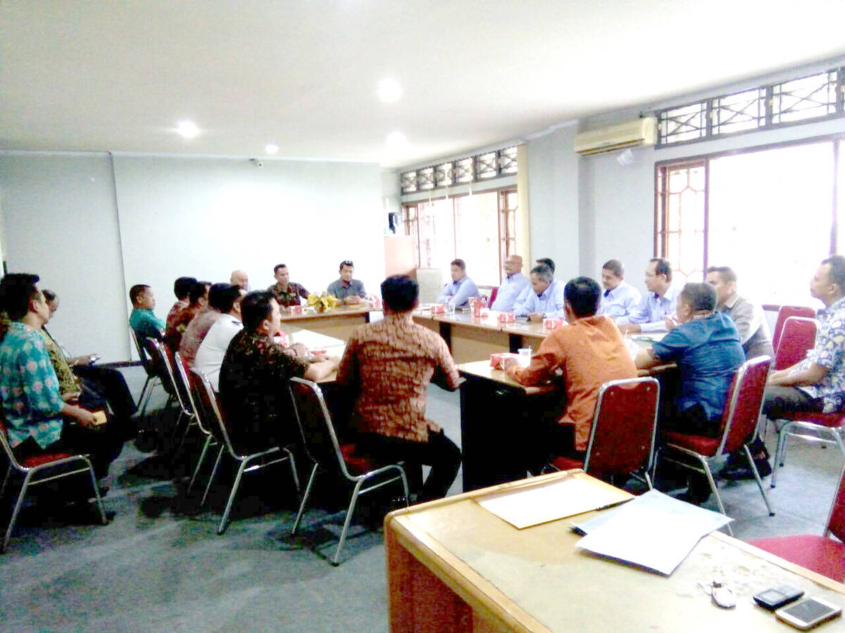 Rakor Wasrah Koni Jambi Dengan PB Baru Tahap Perkenalan
